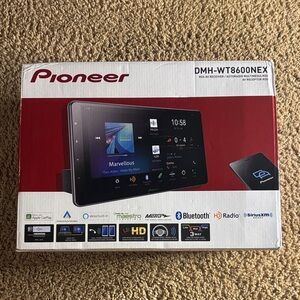 PIONEER car stereo receiver box in red, white, black
